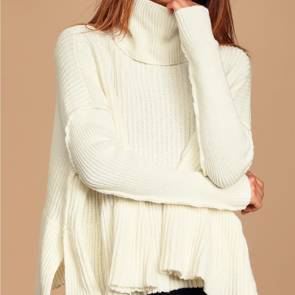 Free People Layer Cake White Cowl Neck Peplum Sweater | XS
